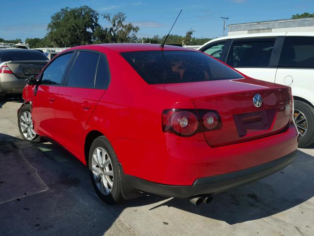 3VWRX7AJ2AM151369 - 2010 VOLKSWAGEN JETTA SE RED photo 3