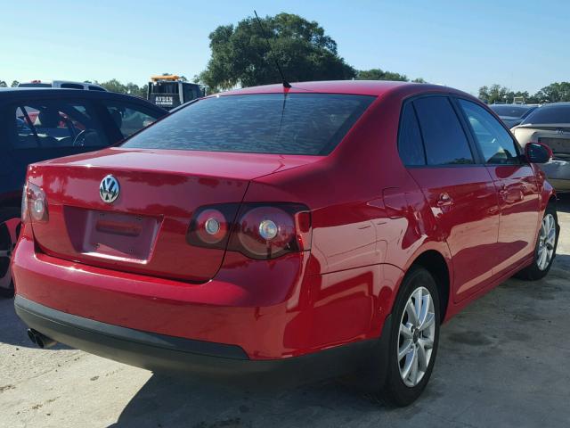 3VWRX7AJ2AM151369 - 2010 VOLKSWAGEN JETTA SE RED photo 4