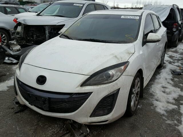 JM1BL1H55A1314230 - 2010 MAZDA 3 S WHITE photo 2