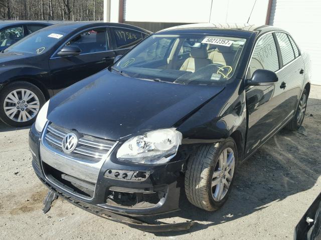 3VWEF71KX7M163823 - 2007 VOLKSWAGEN JETTA WOLF BLACK photo 2