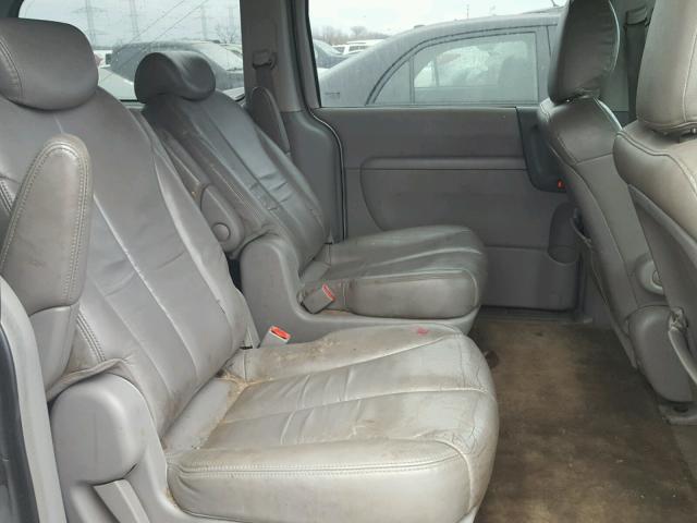 KNDMB233776118812 - 2007 KIA SEDONA EX SILVER photo 6