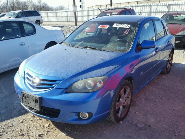 JM1BK343961476713 - 2006 MAZDA 3 HATCHBAC BLUE photo 2