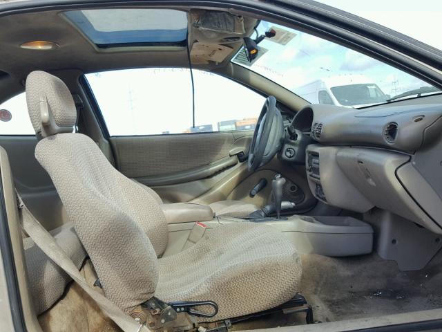 1G2JB1246Y7353970 - 2000 PONTIAC SUNFIRE SE TAN photo 5