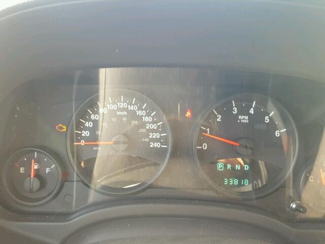 1J4NT4FB7AD650221 - 2010 JEEP COMPASS SP GOLD photo 8