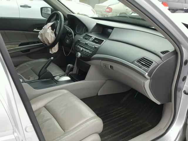 1HGCP26838A015861 - 2008 HONDA ACCORD EXL SILVER photo 5