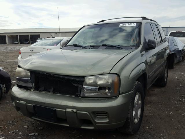 1GNDS13S632254780 - 2003 CHEVROLET TRAILBLAZE GREEN photo 2