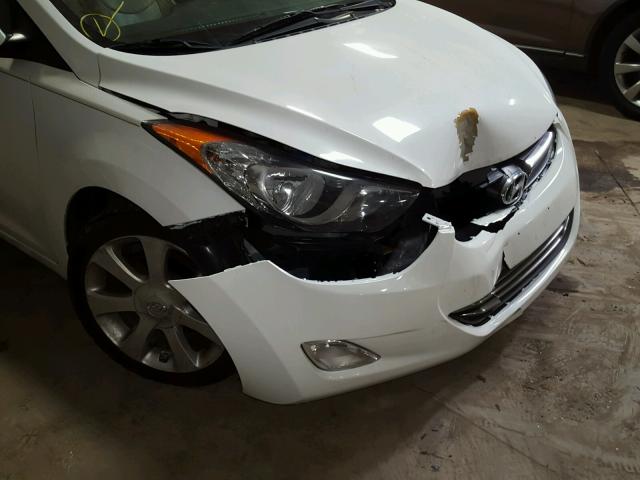 5NPDH4AE7DH234379 - 2013 HYUNDAI ELANTRA GL WHITE photo 9