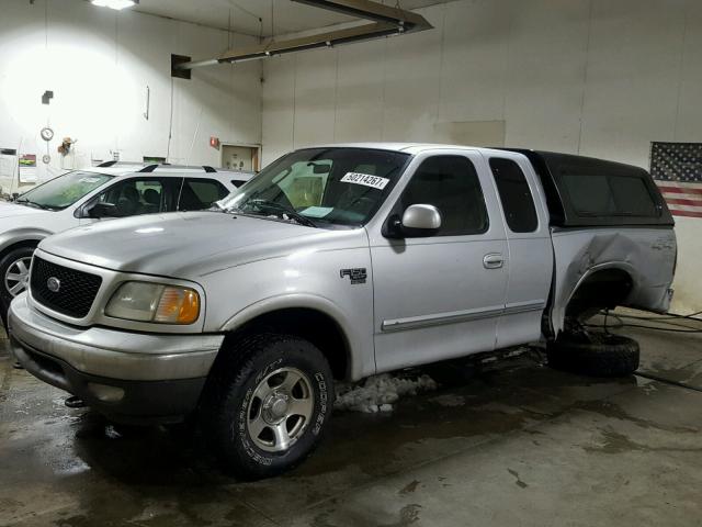 2FTRX18W32CA60187 - 2002 FORD F150 SILVER photo 2