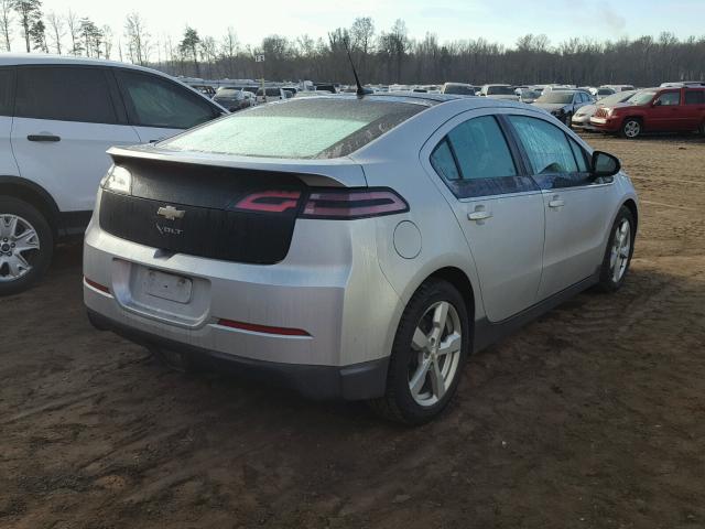 1G1RA6E49CU104592 - 2012 CHEVROLET VOLT SILVER photo 4