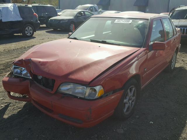 YV1LS55A7X2580927 - 1999 VOLVO S70 RED photo 2