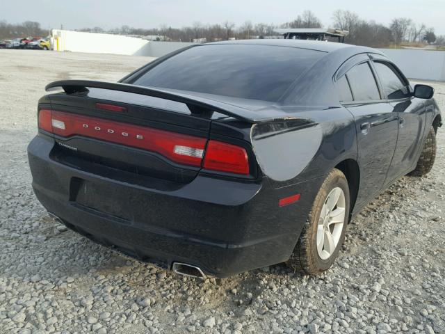 2C3CDXBG9EH315357 - 2014 DODGE CHARGER SE BLACK photo 4