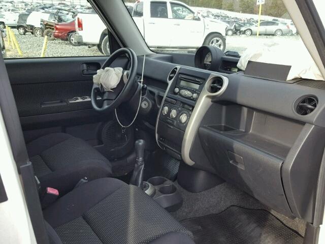 JTLKT334664047328 - 2006 TOYOTA SCION XB 白色 照片 5