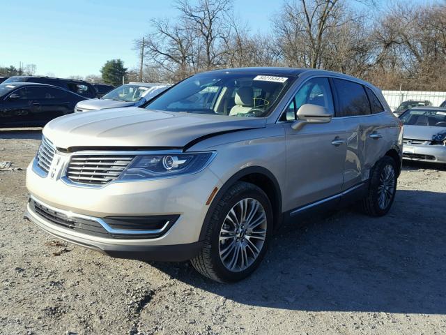 2LMPJ8LR1HBL24119 - 2017 LINCOLN MKX RESERV BEIGE photo 2