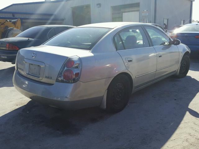 1N4AL11D25N404131 - 2005 NISSAN ALTIMA S SILVER photo 4