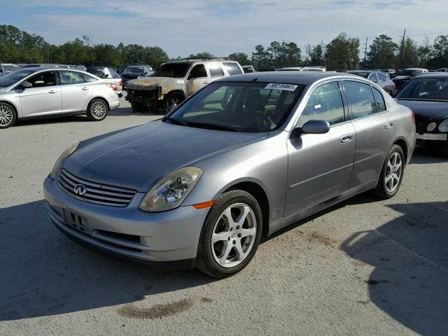 JNKCV51FX4M706128 - 2004 INFINITI G35 SILVER photo 2