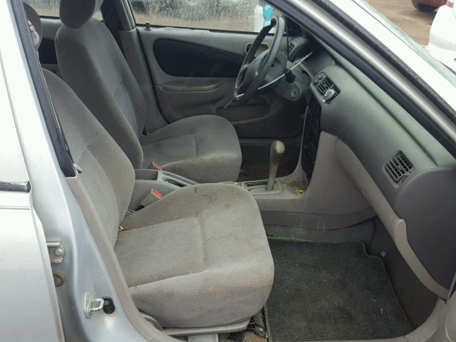 1Y1SK52831Z422047 - 2001 CHEVROLET GEO PRIZM 银色 照片 5