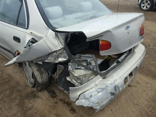 1Y1SK52831Z422047 - 2001 CHEVROLET GEO PRIZM 银色 照片 9