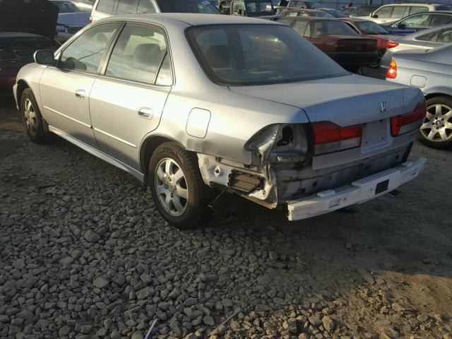 1HGCG556X2A055301 - 2002 HONDA ACCORD EX SILVER photo 3