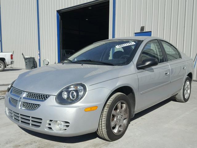 1B3ES56C85D211608 - 2005 DODGE NEON SXT SILVER photo 2