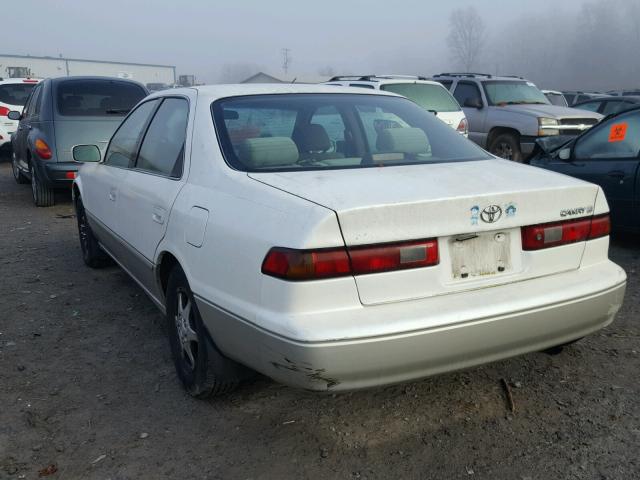JT2BG22K9X0365665 - 1999 TOYOTA CAMRY LE თეთრი ფოტო 3