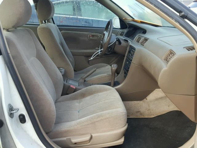 JT2BG22K9X0365665 - 1999 TOYOTA CAMRY LE თეთრი ფოტო 5