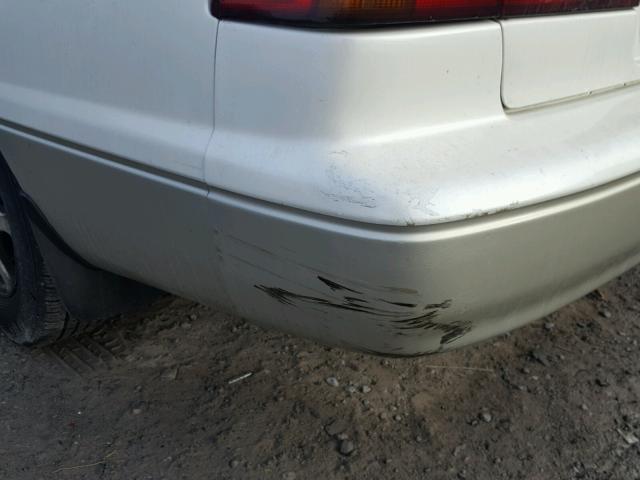 JT2BG22K9X0365665 - 1999 TOYOTA CAMRY LE თეთრი ფოტო 9