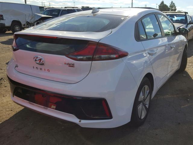 KMHC65LC0JU060171 - 2018 HYUNDAI IONIQ BLUE WHITE photo 4