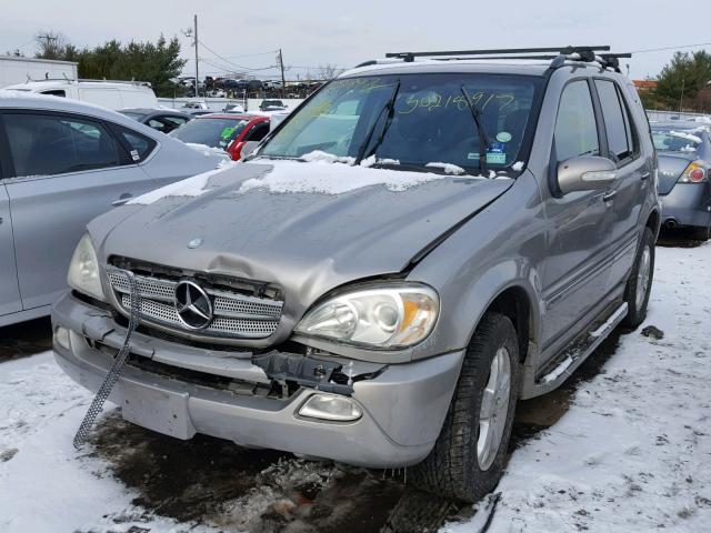 4JGAB57E35A526214 - 2005 MERCEDES-BENZ ML 350 TAN photo 2