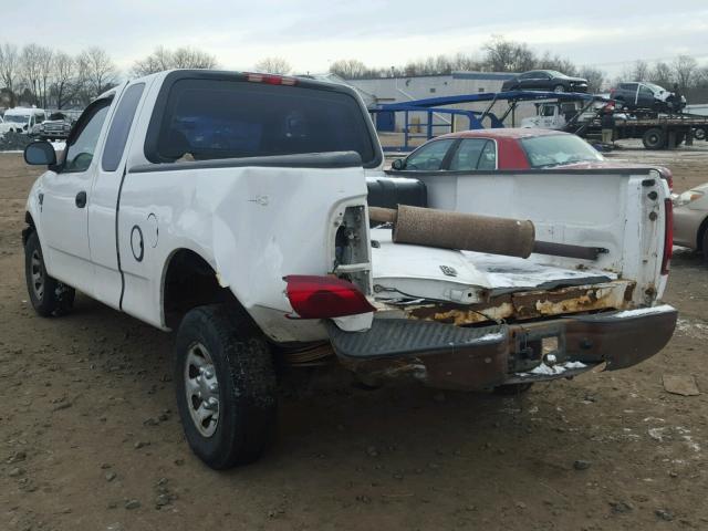 2FTPX17Z0YCA30821 - 2000 FORD F150 WHITE photo 3