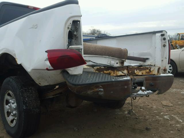 2FTPX17Z0YCA30821 - 2000 FORD F150 WHITE photo 9