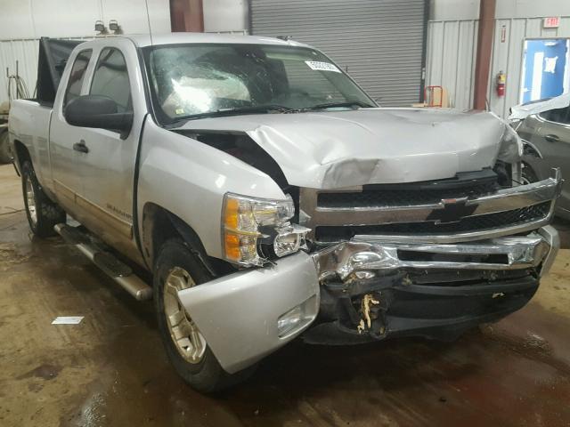 1GCRKSE35BZ146487 - 2011 CHEVROLET SILVERADO SILVER photo 1