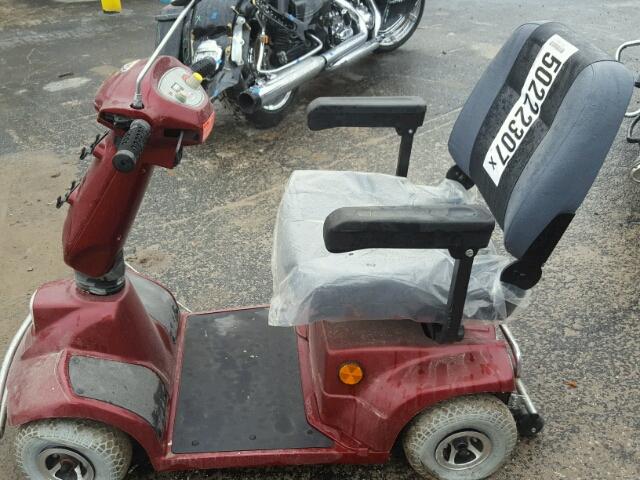 68129310 - 2000 CTM SCOOTER BURGUNDY photo 5