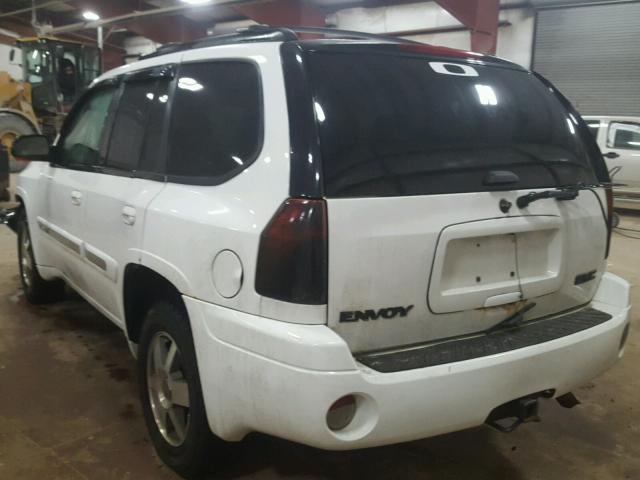 1GKDT13S252111547 - 2005 GMC ENVOY WHITE photo 3