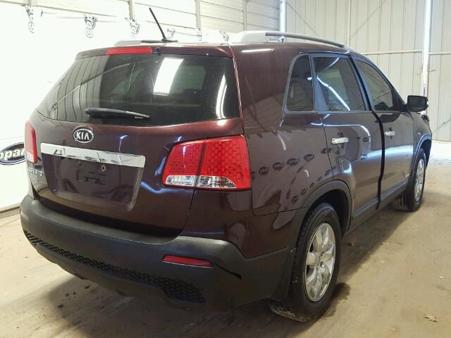 5XYKTDA62DG362552 - 2013 KIA SORENTO LX BURGUNDY photo 4