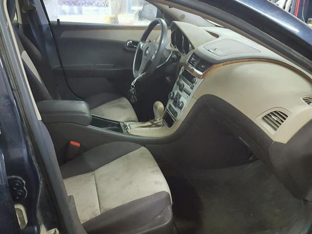 1G1ZH57B29F171565 - 2009 CHEVROLET MALIBU 1LT BLUE photo 5