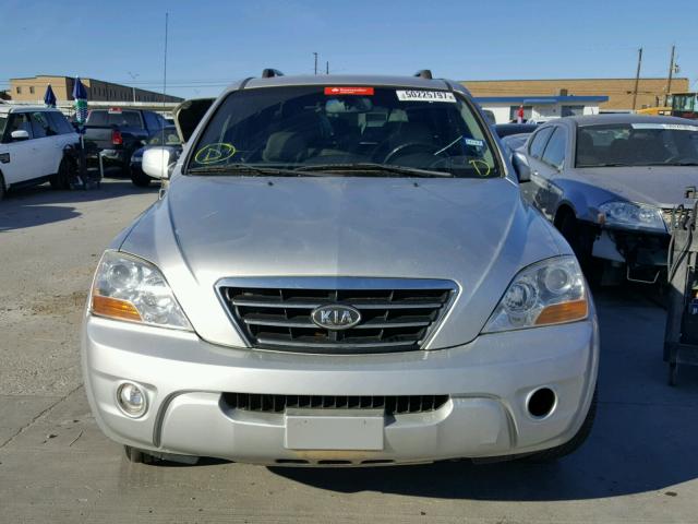 KNDJD736685819787 - 2008 KIA SORENTO EX SILVER photo 9