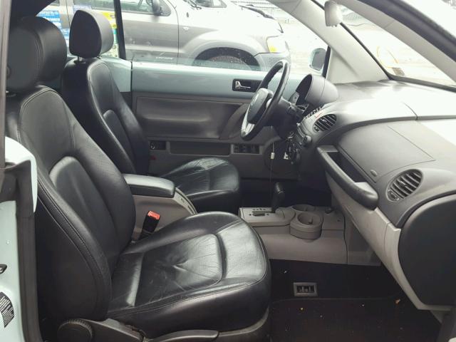 3VWCD31Y54M341742 - 2004 VOLKSWAGEN NEW BEETLE 蓝色 照片 5