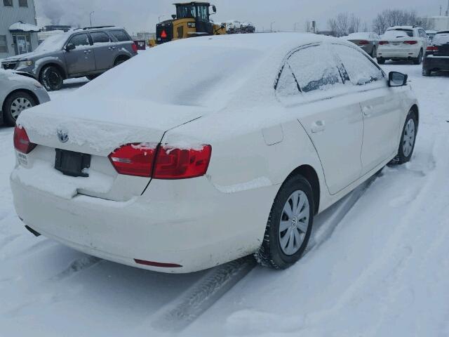 3VW1K7AJ5CM364704 - 2012 VOLKSWAGEN JETTA BASE თეთრი ფოტო 4