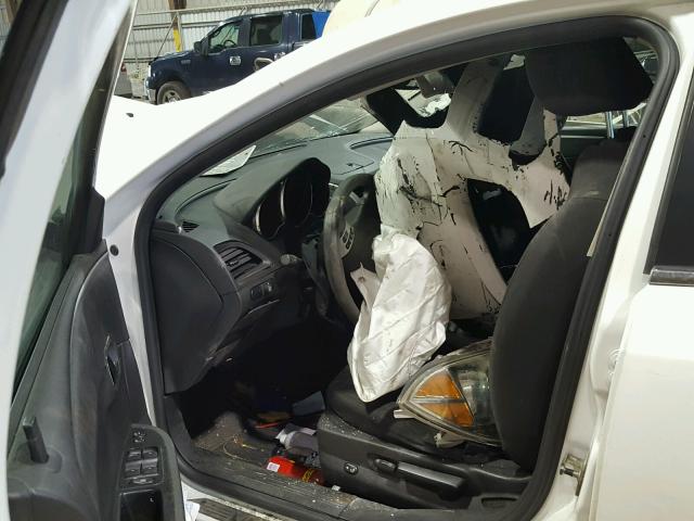 1G1ZC5E19BF219576 - 2011 CHEVROLET MALIBU 1LT WHITE photo 9