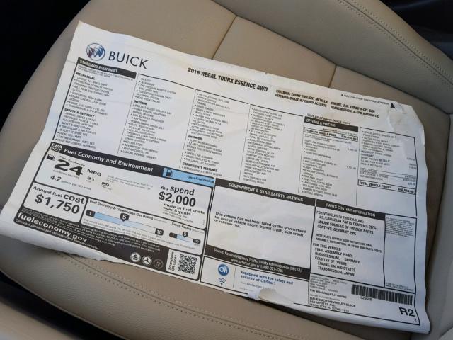 W04GV8SX5J1155562 - 2018 BUICK REGAL TOUR BLACK photo 9