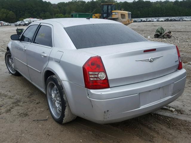 2C3KA43R68H127029 - 2008 CHRYSLER 300 LX SILVER photo 3