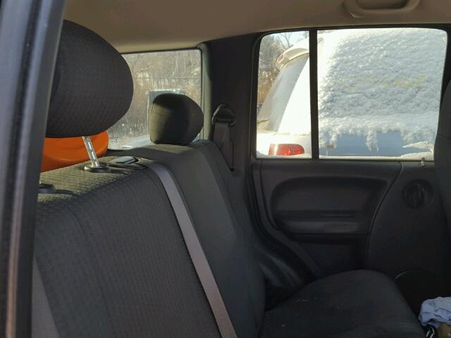 1J4GL48K73W594360 - 2003 JEEP LIBERTY SP GREEN photo 6