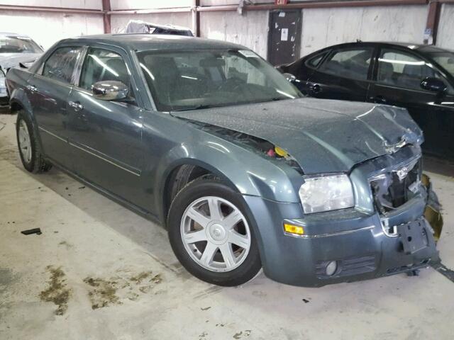 2C3JA53G35H566989 - 2005 CHRYSLER 300 TOURIN GRAY photo 1