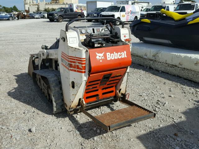 A3WT12406 - 2009 BOBCAT SKIDSTEER WHITE photo 3