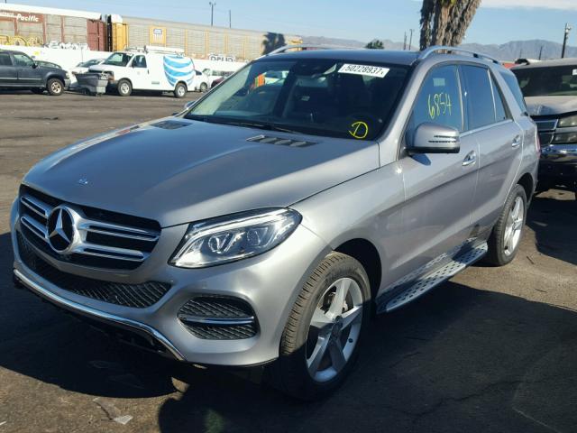 4JGDA5JB9GA715869 - 2016 MERCEDES-BENZ GLE 350 SILVER photo 2