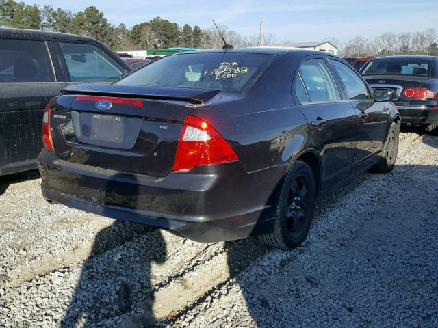 3FAHP0HA6BR217380 - 2011 FORD FUSION SE BLACK photo 4