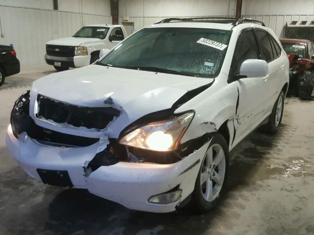 JTJGA31UX40035131 - 2004 LEXUS RX 330 WHITE photo 2