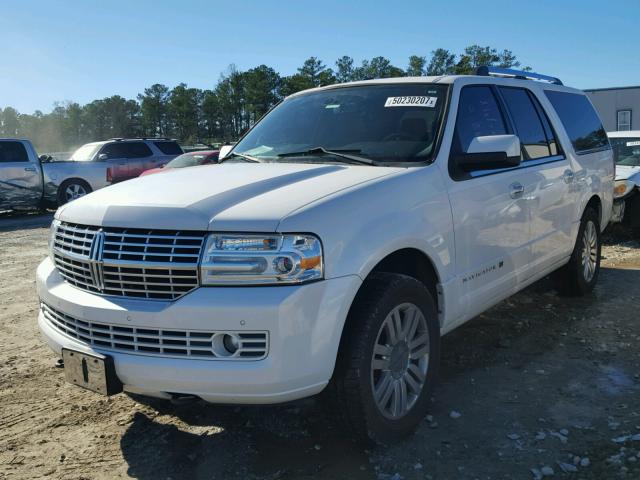 5LMJJ3J54BEJ08004 - 2011 LINCOLN NAVIGATOR 白色 照片 2