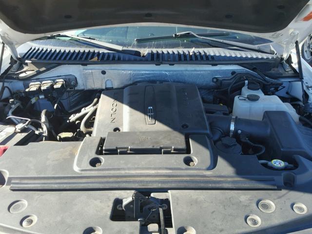 5LMJJ3J54BEJ08004 - 2011 LINCOLN NAVIGATOR 白色 照片 7