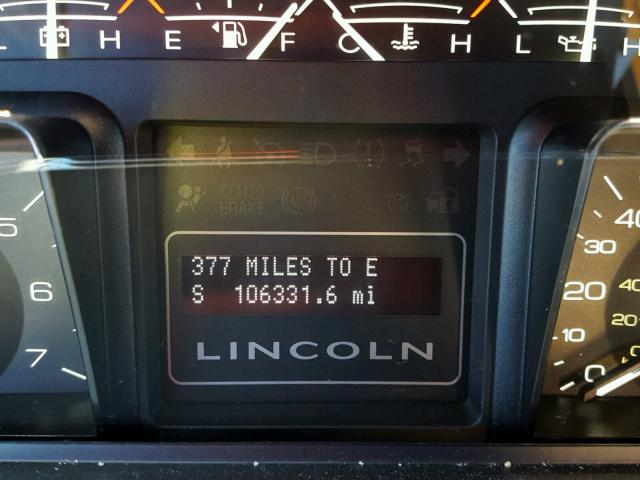 5LMJJ3J54BEJ08004 - 2011 LINCOLN NAVIGATOR 白色 照片 8